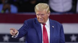 El candidato republicano a la presidencia, el expresidente Donald Trump, durante un evento en Flint, Michigan, el martes 17 de septiembre de 2024. (AP Foto/Paul Sancya)
