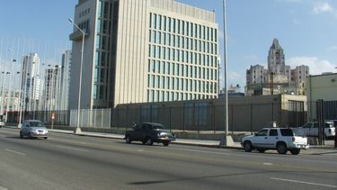 seccion de intereses de cuba no descarta abrir consulado en sur de la florida