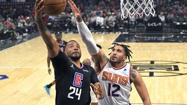 Powell regresa, Clippers ganan a Suns en 3a victoria seguida