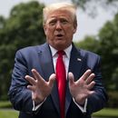 Trump critica voto por correo promovido por su campaña