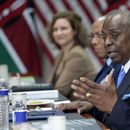 El secretario de Defensa de EEUU, Lloyd Austin, habla durante una reunión con el presidente de Kenia, William Ruto, no fotografiado, en el Pentágono en Washington, el viernes 24 de mayo de 2024. (AP Foto/Susan Walsh)