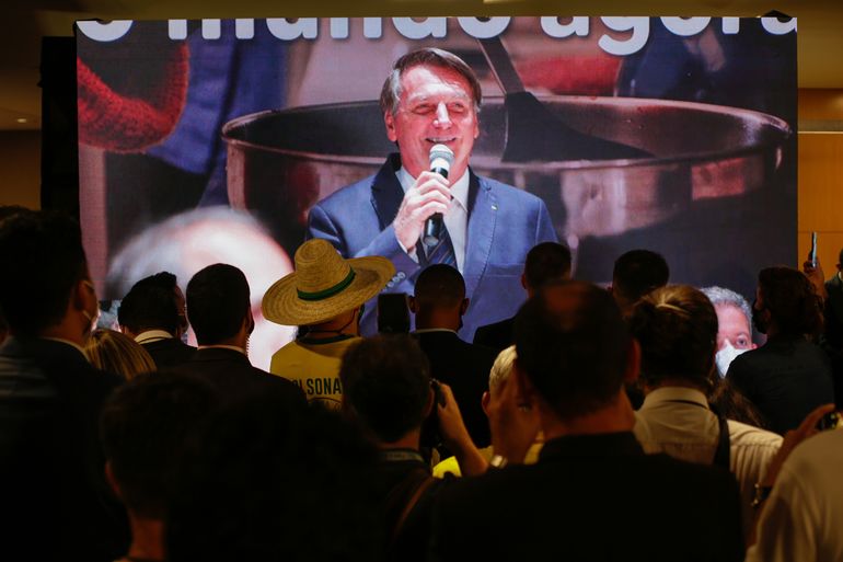 Bolsonaro se afilia a Partido Liberal brasileño