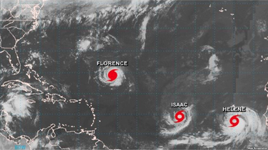 un huracan y dos tormentas complican panorama en el atlantico