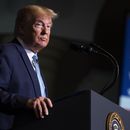 El presidente Donald Trump regresó a Washington este lunes en medio de la tensión por la crisis en el Medio Oriente