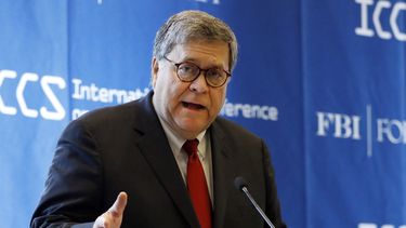 Impugnan intento de Barr de cambiar normas de inmigración