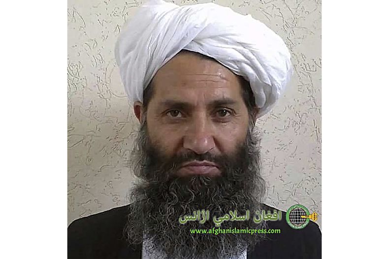 Foto de fecha y lugar desconocido, difundida en el 2016, del líder supremo del Talibán afgano, Mawlawi Hibatula Akhundzada. (Afghan Islamic Press via AP)