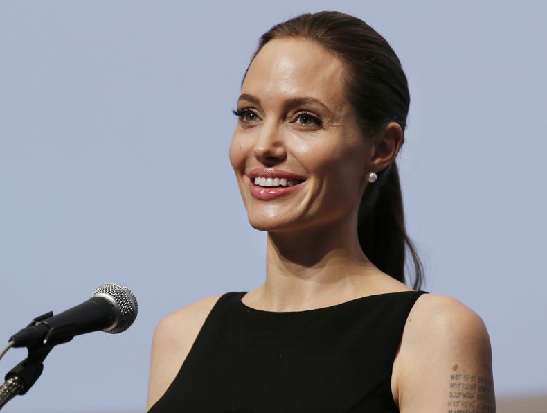 Angelina Jolie antes de la presentaci&oacute;n de su pel&iacute;cula "In the Land of Blood and Honey" en la Universidad de las Naciones Unidas en Tokio en una fotograf&iacute;a de archivo del 29 de julio de 2013. Jolie lleg&oacute; a Sydney, Aus