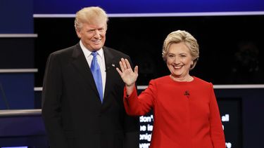 ¿quien gano el debate? clinton pone a trump a la defensiva