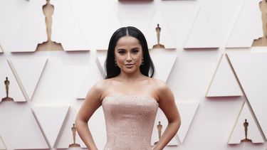 becky g devela cada lado de si misma en su nuevo album