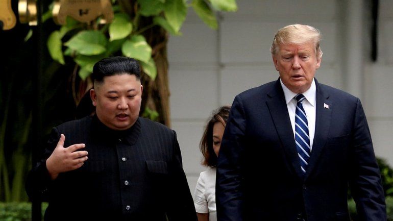 Kim Jong-un y Donald Trump durante una cumbre en Hanoi, Vietnam, en febrero de 2019. REUTERS/Leah Millis/File Photo/File Photo