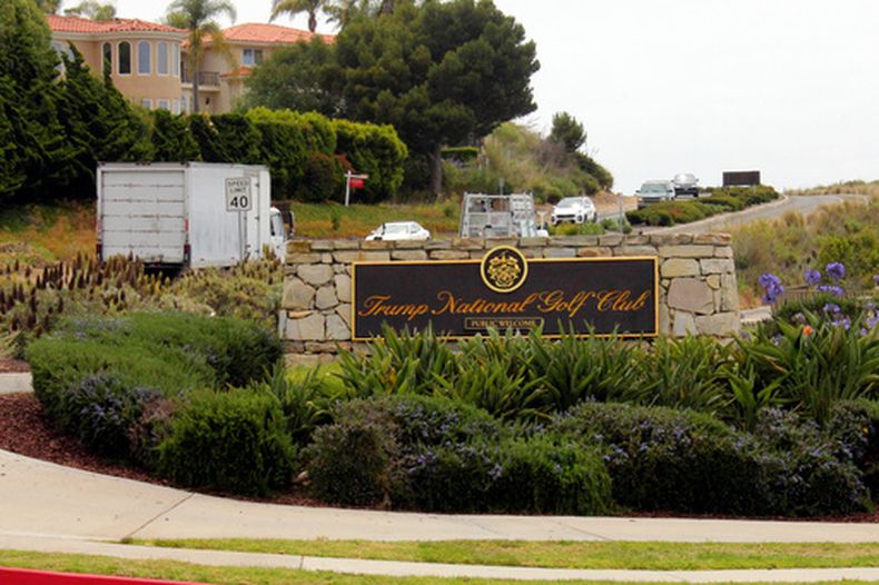 La entrada al Trump National Golf Club Los Angeles, el 2 de julio de 2020, en Rancho Palos Verdes, California. (AP Foto/John Antczak, Archivo)