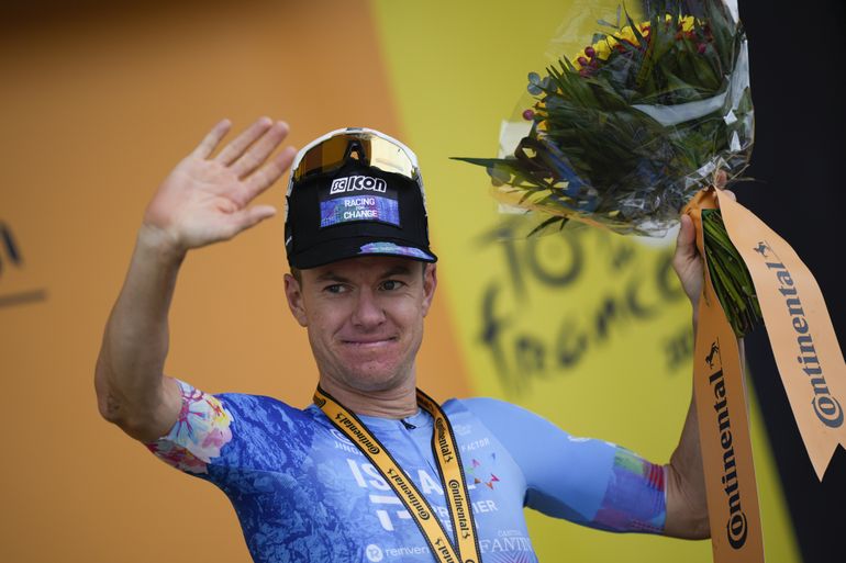 Clarke gana una accidentada 5ta etapa del Tour de Francia