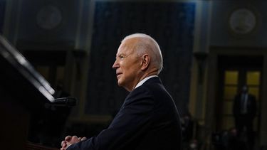 Biden anuncia más nominados a jueces