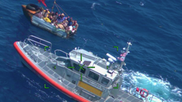 guardia costera de eeuu repatrio este miercoles a un grupo de 49 balseros cubanos