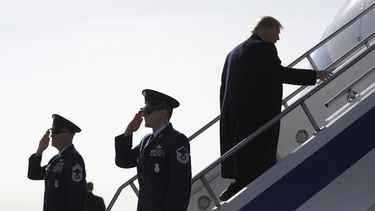 Trump y demócratas van tras votos en tramo final de campaña