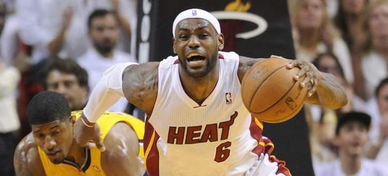 En la Conferencia Este, Miami venció 102-90 a Pacers, con 32 puntos de Lebron. Lidera 3-1 y el miércoles podrían ganar zona