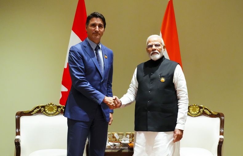 El primer ministro Justin Trudeau participa en una reunión bilateral con el premier indio Narendra Modi durante la cumbre del G20 el domingo 10 de septiembre de 2023, en Nueva Delhi, India. (Sean Kilpatrick/The Canadian Press vía AP)