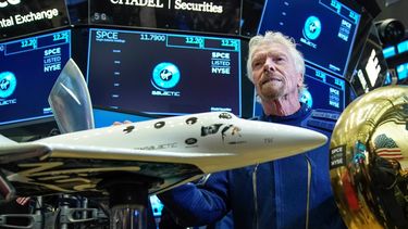en vivo: la nave espacial con el multimillonario richard branson a bordo regreso con exito a la tierra