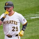 Ryan OHearn de los Piratas de Pittsburgh luego de batear un grand slam ante los Cachorros de Chicago, el domingo 26 de julio de 2026, en Pittsburgh. (AP Foto/Gene J. Puskar)