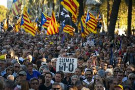 catalanes marcan aniversario de referendum de independencia