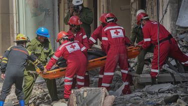 rescatan mas cuerpos de los escombros de hotel saratoga  y la cifra de muertos aumenta a 34
