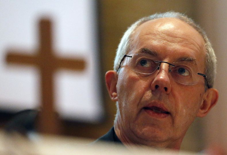 ARCHIVO – El arzobispo de Canterbury, Justin Welby, habla ante los medios en una conferencia de prensa en Canterbury, Inglaterra, el lunes 15 de enero de 2016. (AP Foto/Frank Augstein, Archivo)