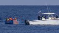 guardia costera cubana detiene a balseros frente a la habana