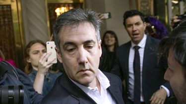 Fuente AP: Cohen, exabogado de Trump, saldrá de prisión