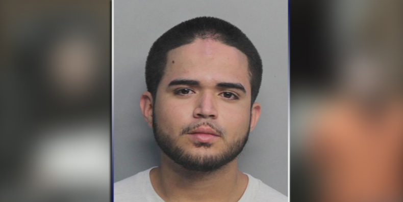 acusado golpear a madre.png