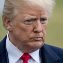 Trump propone armar a maestros, pues “aman a los niños”