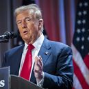 El virtual presidente electo, Donald Trump, durante una reunión con la bancada republicana en la Cámara de Representantes, el 13 de noviembre de 2024, en Washington. (Allison Robbert/Pool vía AP, Archivo)