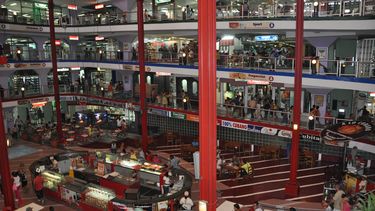 americateve | plaza carlos III CUBA.jpg