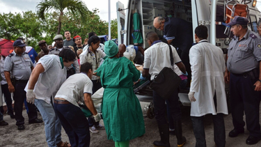 hombre recibe 13 punaladas durante pelea en parque de sancti spiritus