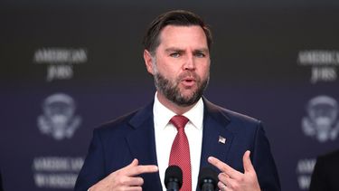 El vicepresidente JD Vance en conferencia de prensa en la Casa Blanca en Washington, el 8 de octubre del 2026. (AP foto/Tom Brenner)