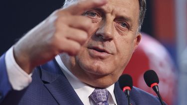 Líder serbio elogia a Putin y critica a Occidente