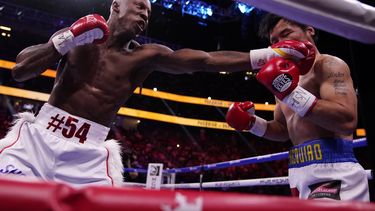 el cubano yordenis ugas vence a manny pacquiao a ritmo de patria y vida