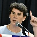 Amy McGrath anuncia que tratará de desbancar a McConnell
