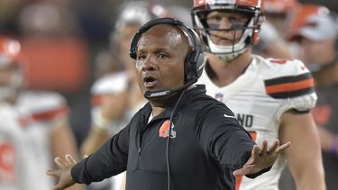 Browns niegan haber pagado a entrenador por perder