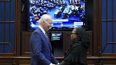 Biden se apresta a festejar confirmación de Jackson