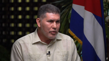 ¿OTRO CASTRO AL PODER? SOBRINO NIETO DE FIDEL NIEGA QUE LO ESTÉN PREPARANDO PARA GOBERNAR CUBA