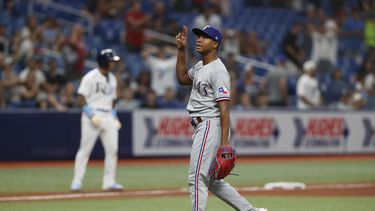 Lowe pega jonrón; Rangers superan a Rays